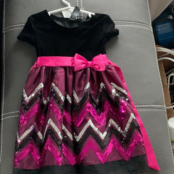 Girls Holiday Dress - Picture 1 of 1